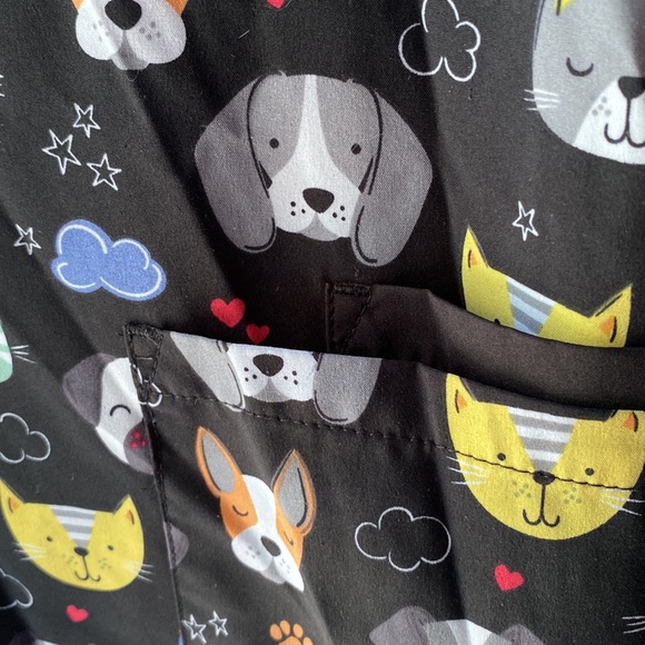 Scrubtop - Picture 3 of 3